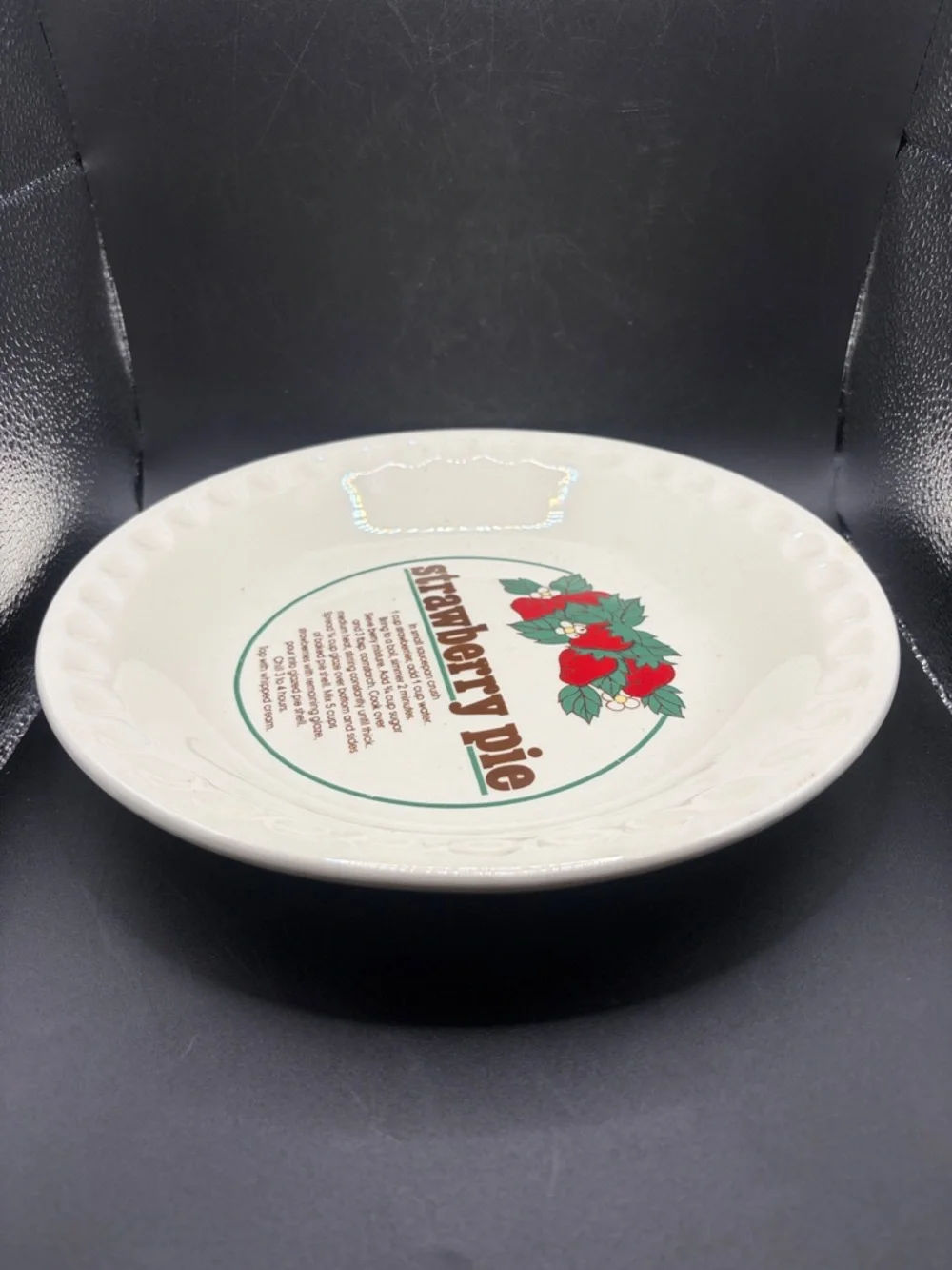 Mount Clemens Pottery Vintage Strawberry Pie Baking Serving Dish Kitchenware
